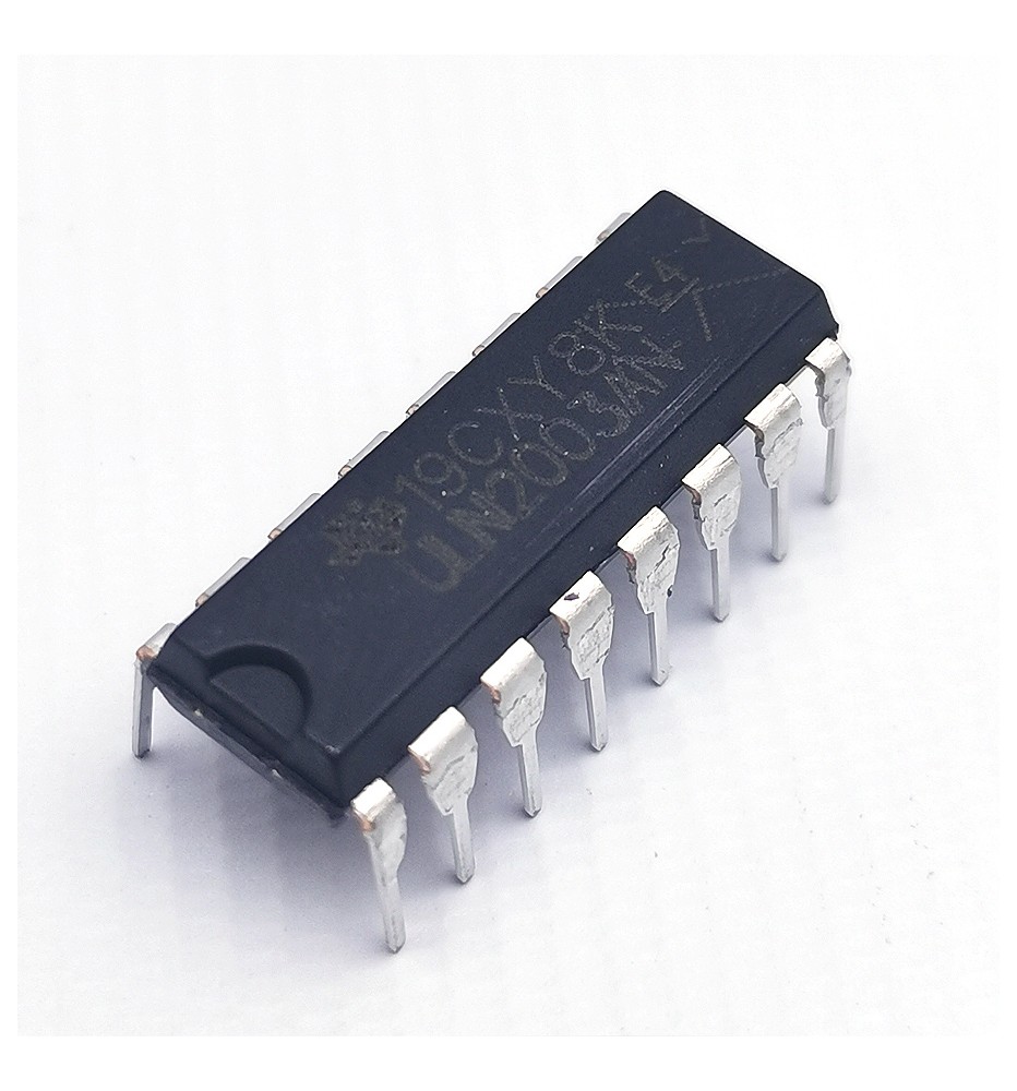 ULN2003 A INTEGRATO DIP16 ARRAY 7 TRANSISTOR DARLIGHTON 500mA